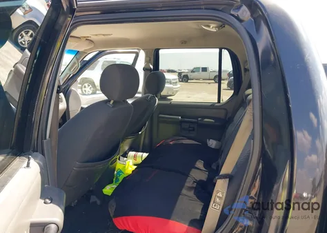 2004 Ford Explorer Sport Trac Adrenalin/Xls/Xlt z USA, uszkodzony, nr VIN 1FMZU67K84UA70488